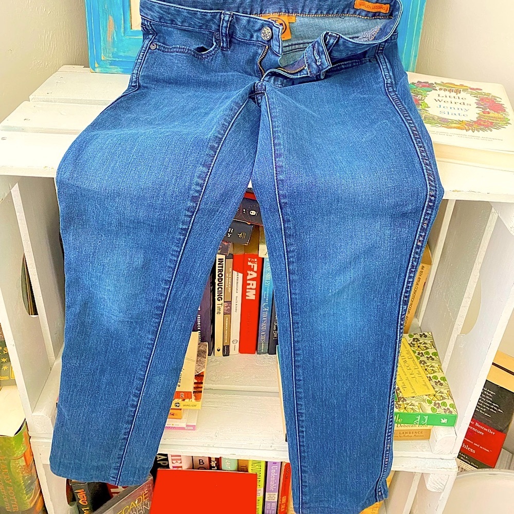 Tory Butch Classic Denim Jean (26w 27L)